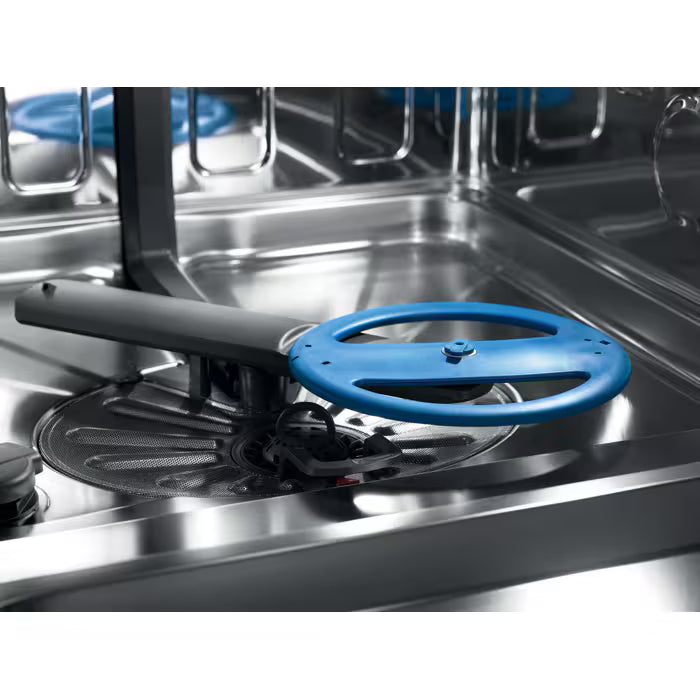 Lave-vaisselle Pose Libre 60 cm SatelliteClean® 14 couverts ELECTROLUX ESM48310SX