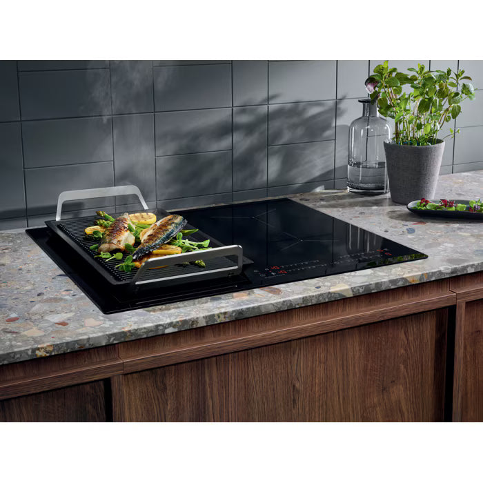 Plaque Induction 4 foyers Bridge ELECTROLUX EIV63443