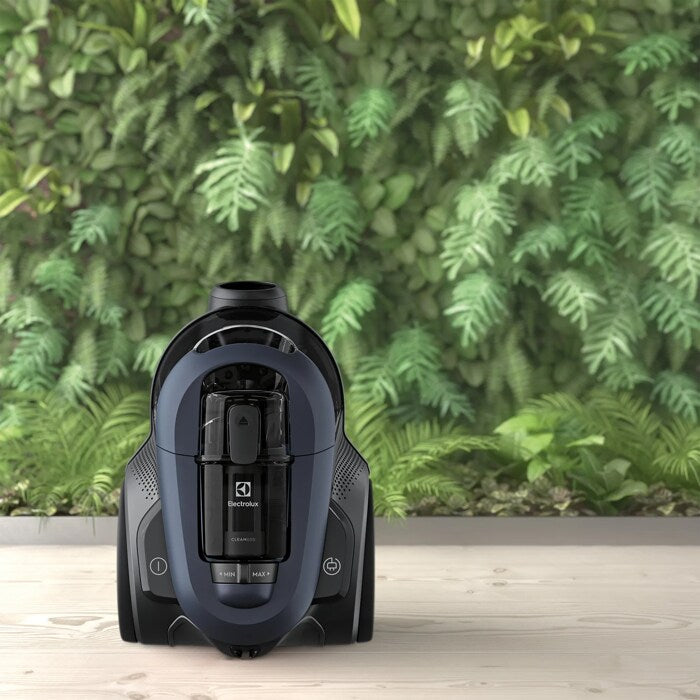 Aspirateur traîneau bleu denim sans sac Clean 600 ELECTROLUX EL61C3DB