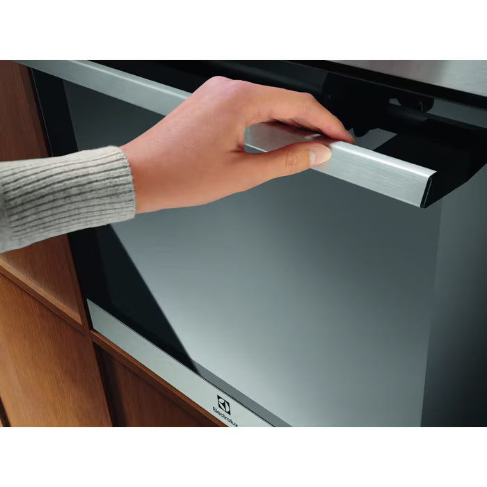 Four Pyrolyse 500 SurroundCook® ELECTROLUX EBF4P46X