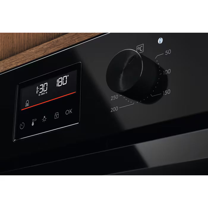 Four Catalyse 300 SurrounCook® avec SteamBake ELECTROLUX EOD3C04K