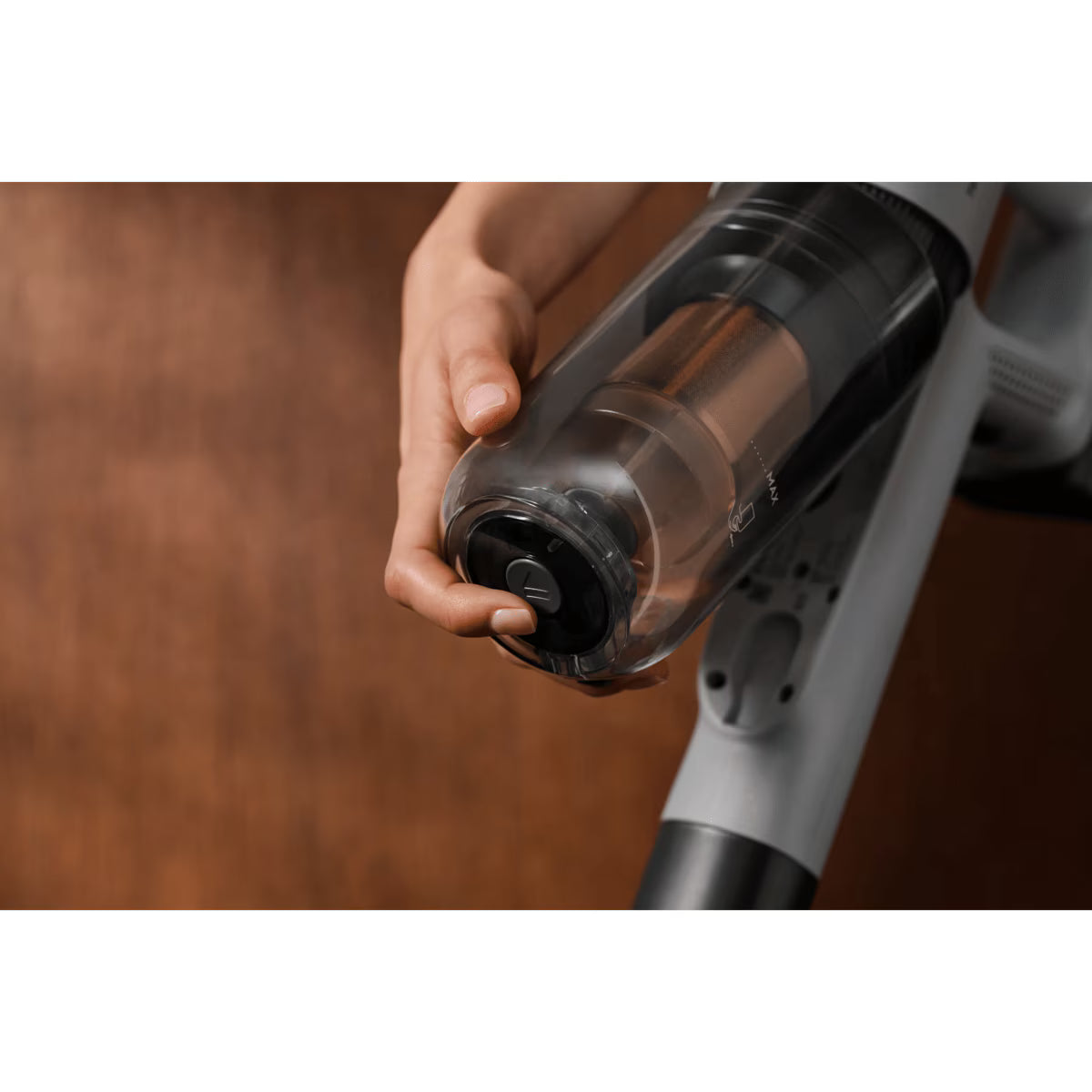 Aspirateur balai sans fil Electrolux 700 EP72UB21DB