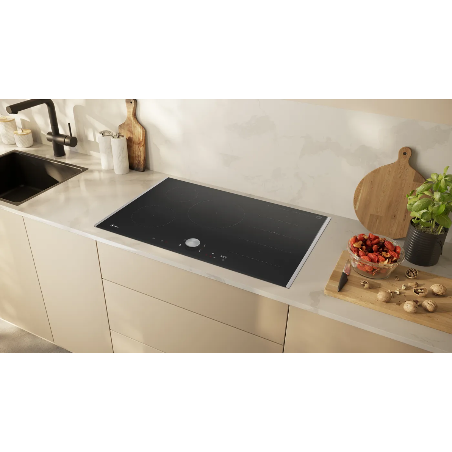 N 90, Table à induction, 80 cm, Noir, avec cadre NEFF T68TTV4L0 - vue 2