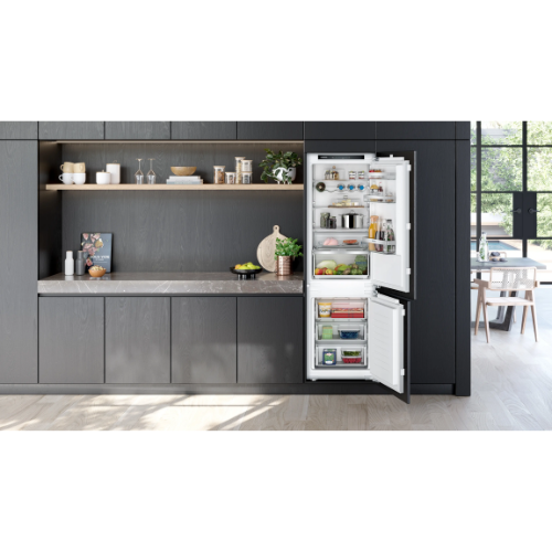 iQ300, Réfrigérateur combiné intégrable, 177.2 x 54.1 cm SIEMENS KI86NVFE0 - vue 3