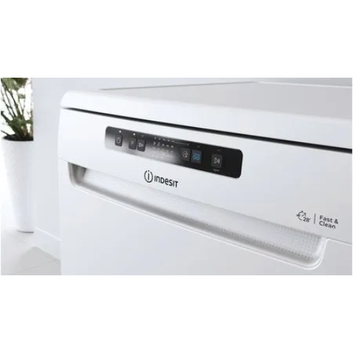 Lave-vaisselle Indesit : Standard 60cm Indesit DOFC 2B+16EM - vue 4