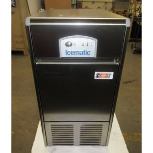 Machine à glaçons creux 21 kg condenseur eau ICEMATIC E21WIXNANO 